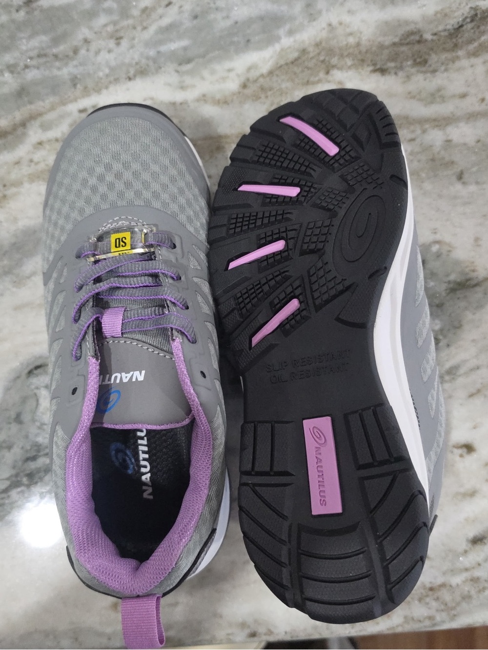 NWT Nautilus Composite Toe Safety Work Tennis Shoes Sz 5
